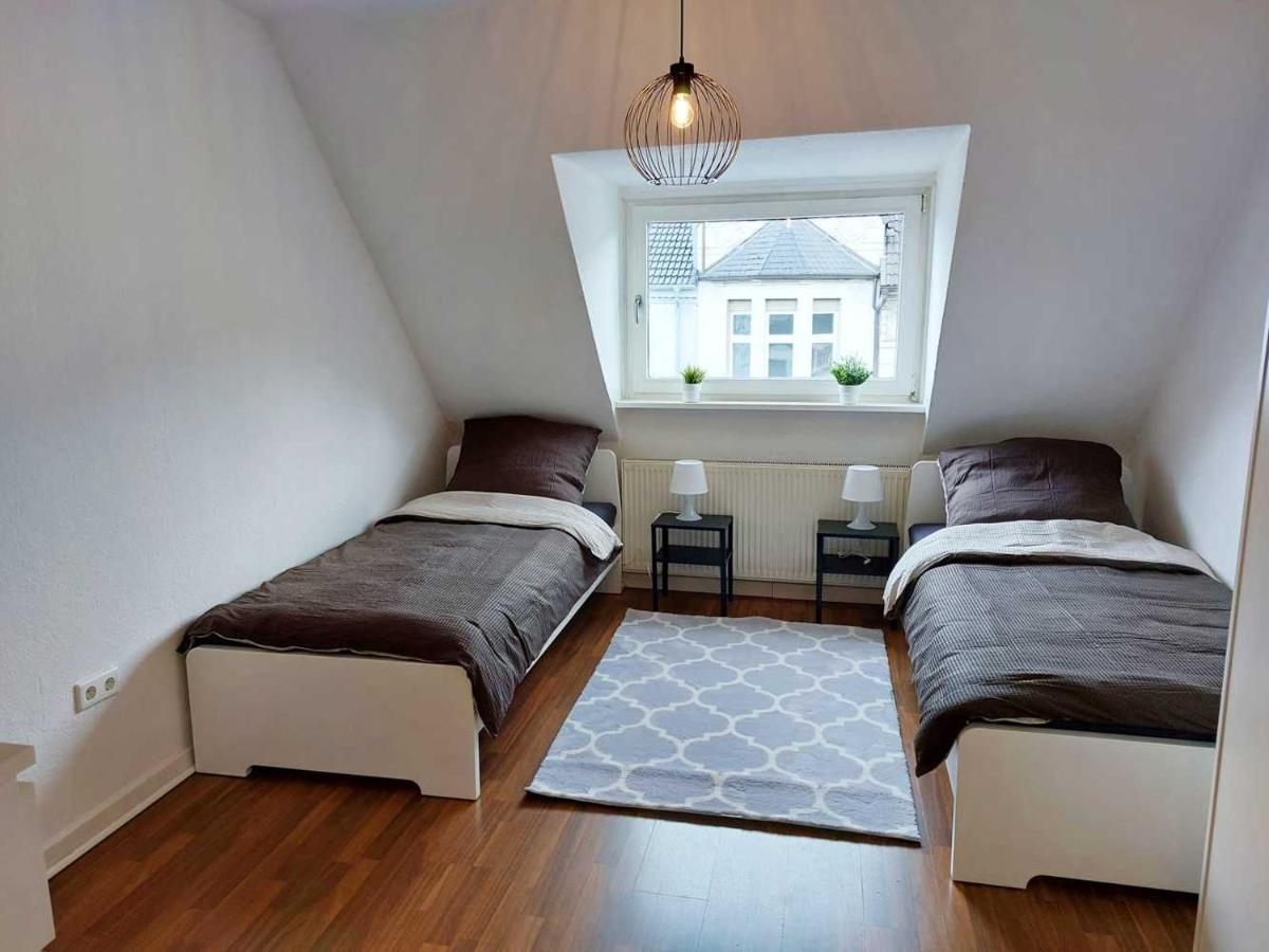 Cozy Apartment With Garden In Gelsenkirchen Buitenkant foto