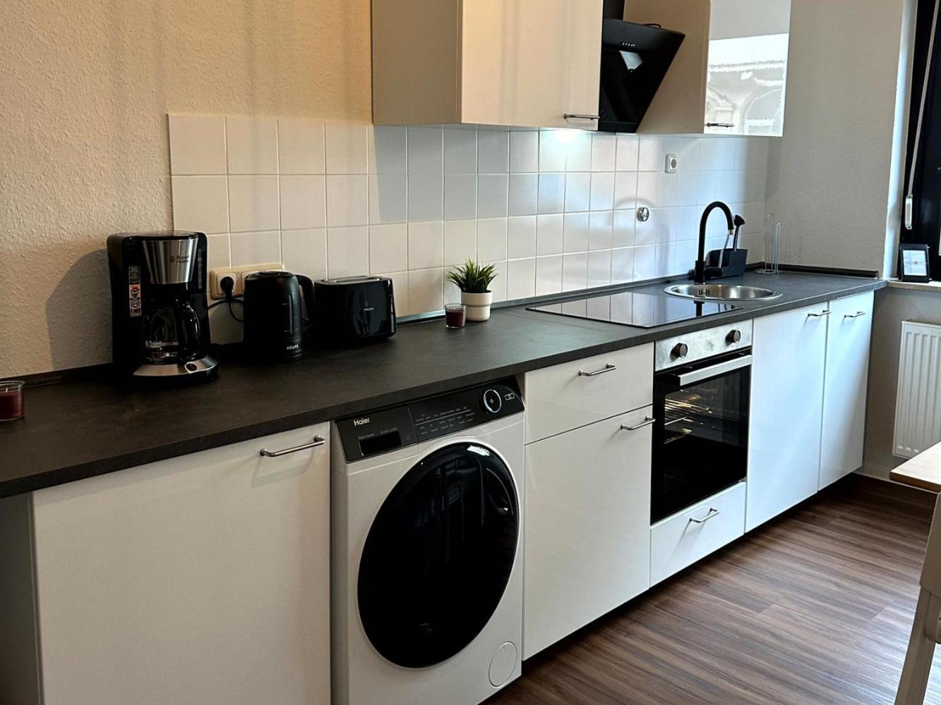 Cozy Apartment With Garden In Gelsenkirchen Buitenkant foto